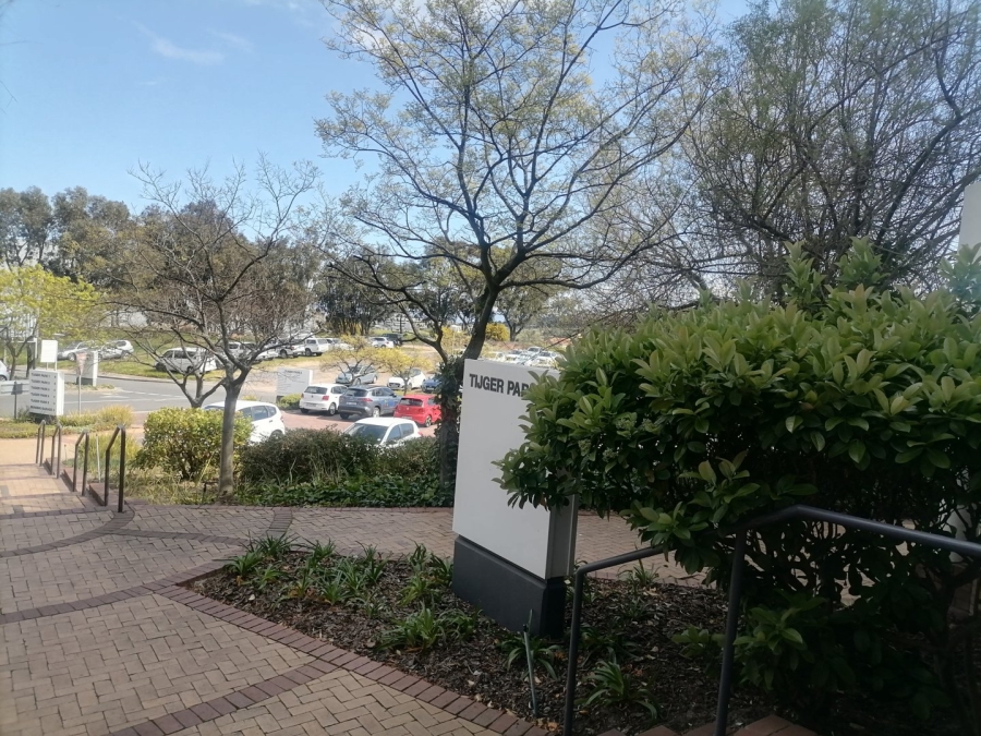 To Let commercial Property for Rent in Tyger Valley Western Cape